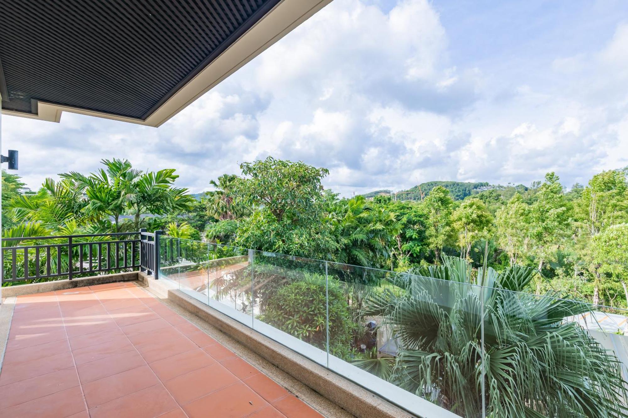 3br Casa Azul - Beachfront In Laguna & Layan Chom Tawan And Maan Tawan Residences Phuket