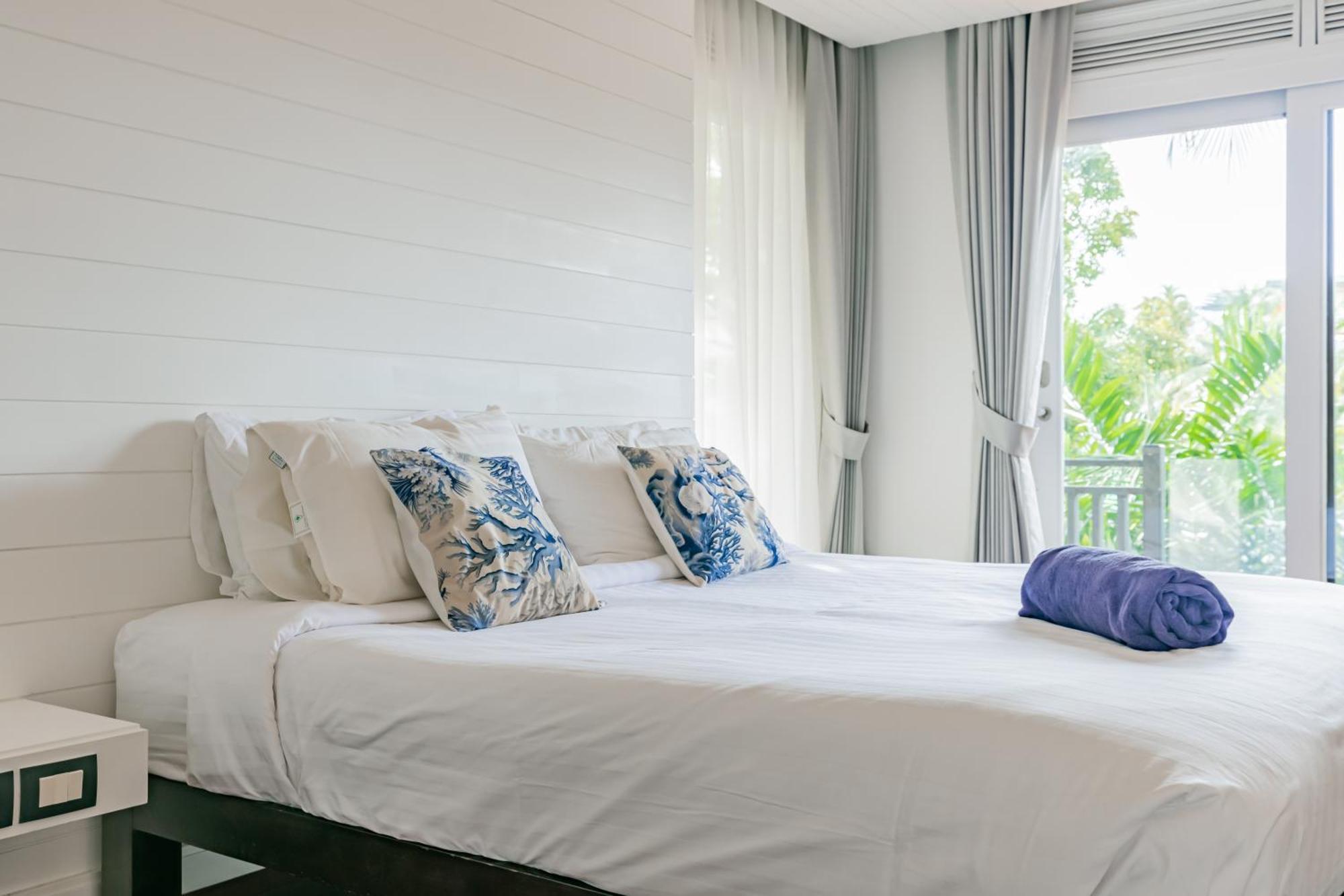 Apartment 3br Casa Azul - Beachfront In Laguna & Layan Chom Tawan And Maan Tawan Residences Phuket